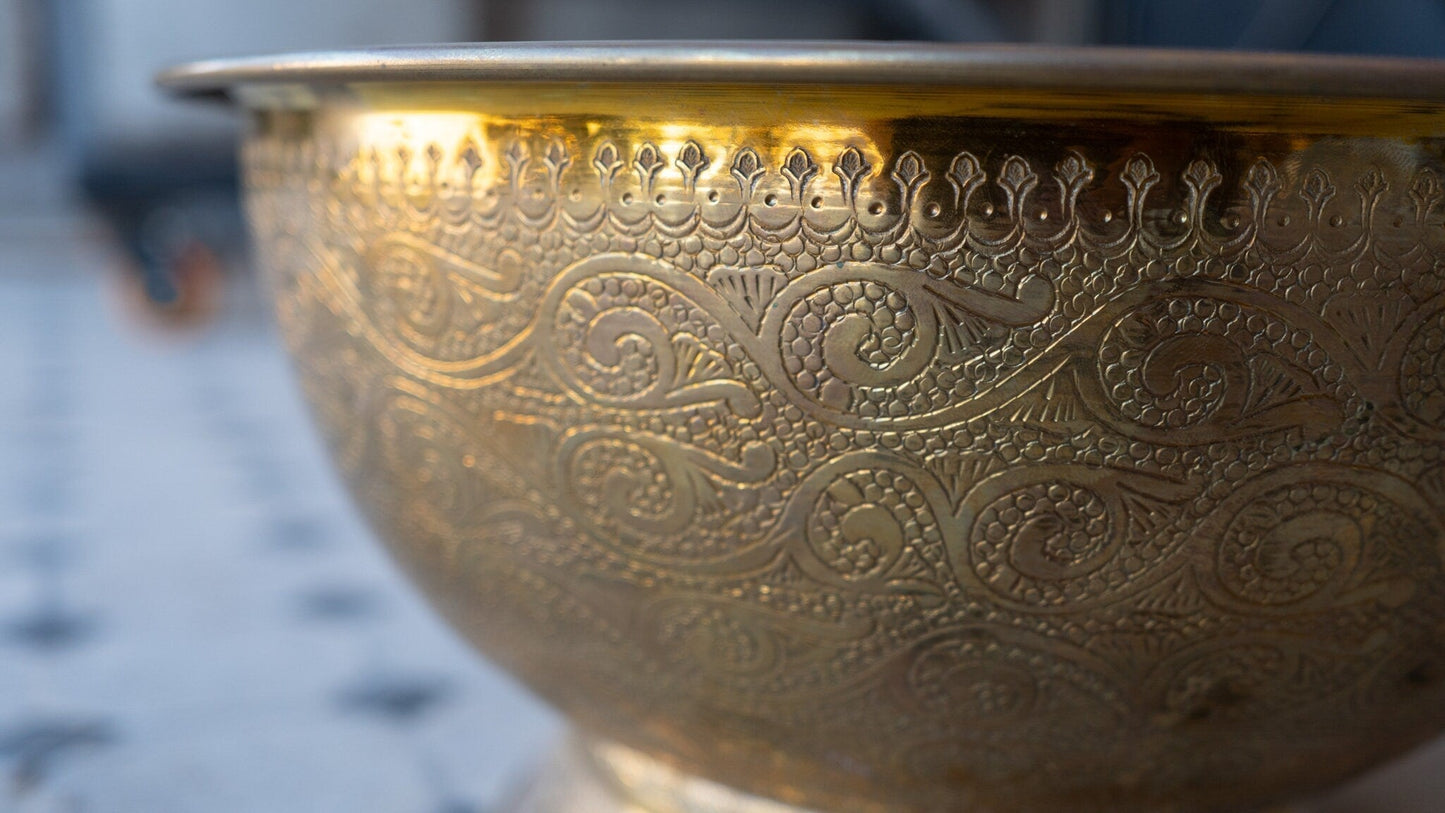 Antique Brass Bowl Vessel Sink Engraved Bathroom Vanity Basin, Gold Vintage Engraved Sink